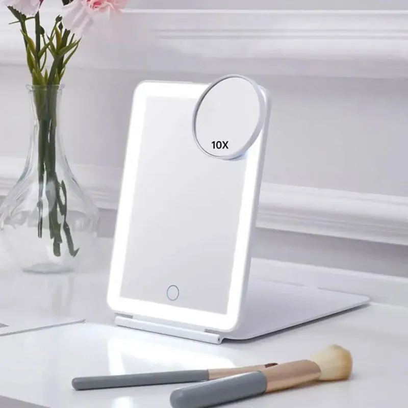 La polyvalence des miroirs LED portables de voyage